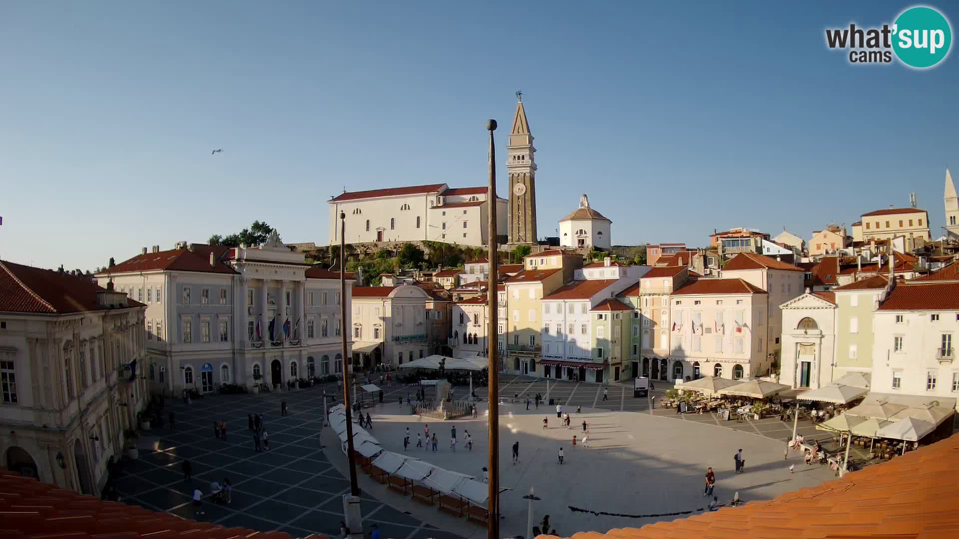 Web Kamera Piran – Tartinijev trg sa “Mestna Kavarna”