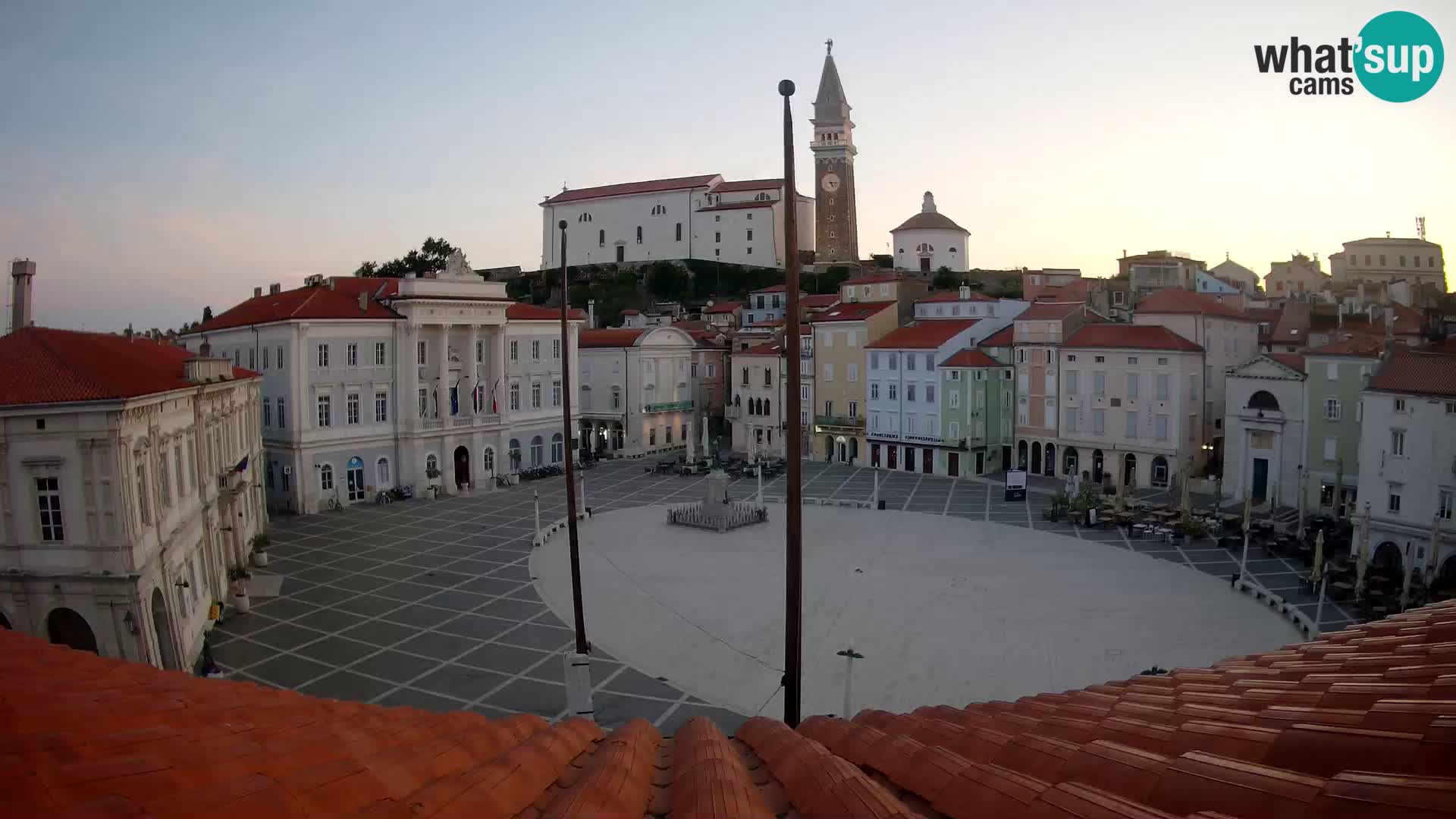 Webcam live Piran – Tartini Platz von “Mestna Kavarna”