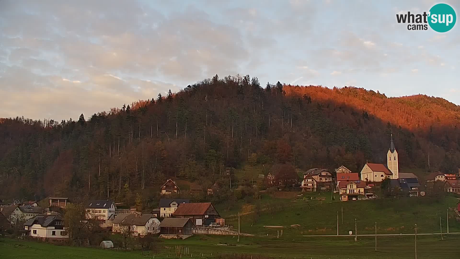 Live Webcam Polhov Gradec – Slovenia