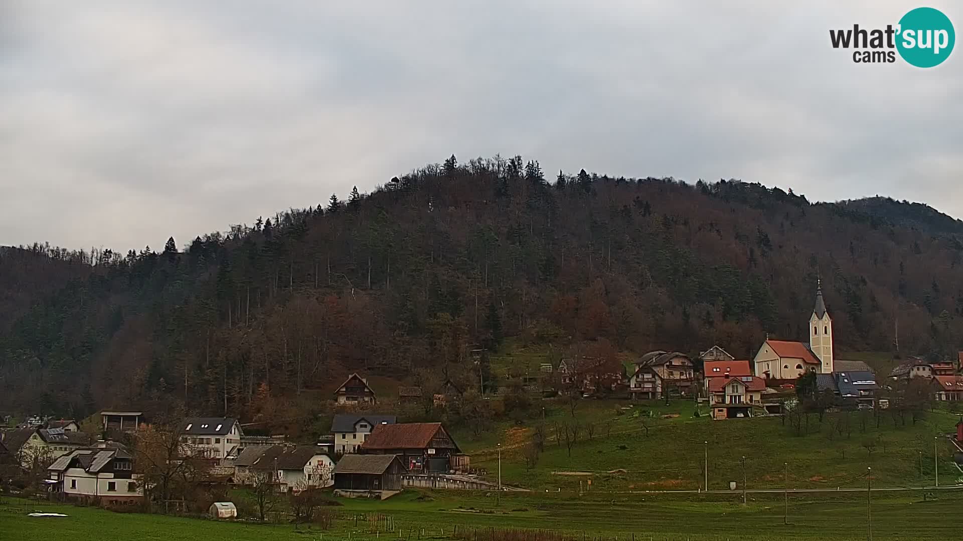 Spletna kamera Polhov Gradec