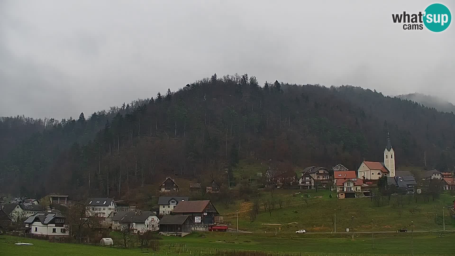 Live Webcam Polhov Gradec – Slovenia