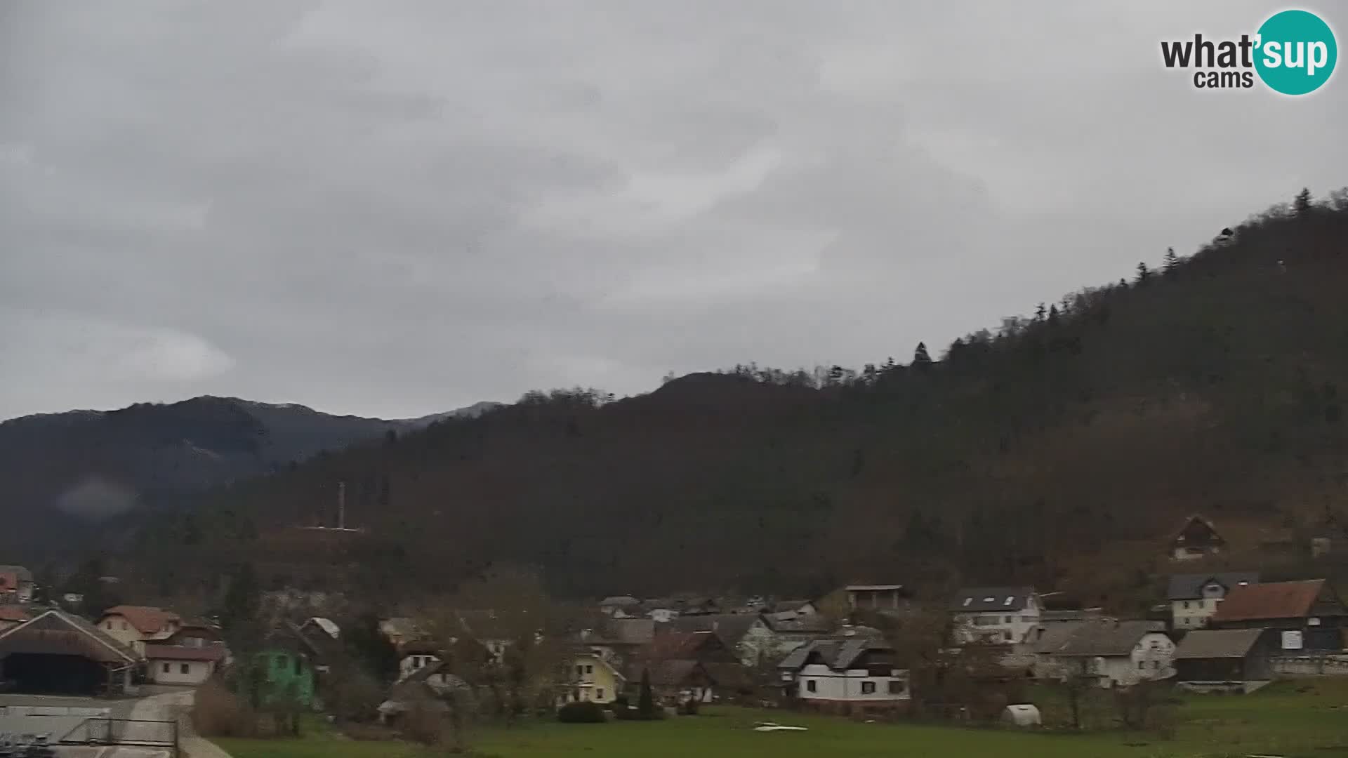 Spletna kamera Polhov Gradec