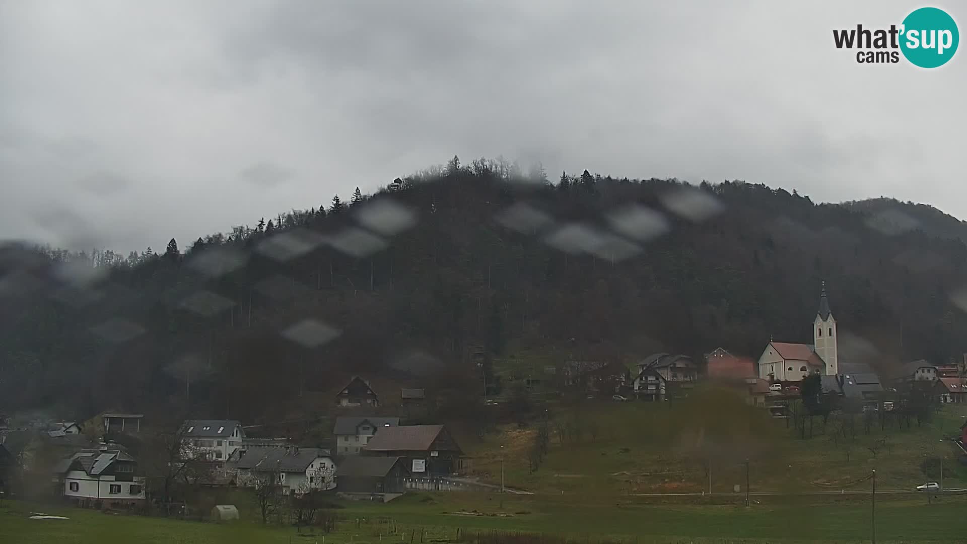 Live Webcam Polhov Gradec – Slovenia