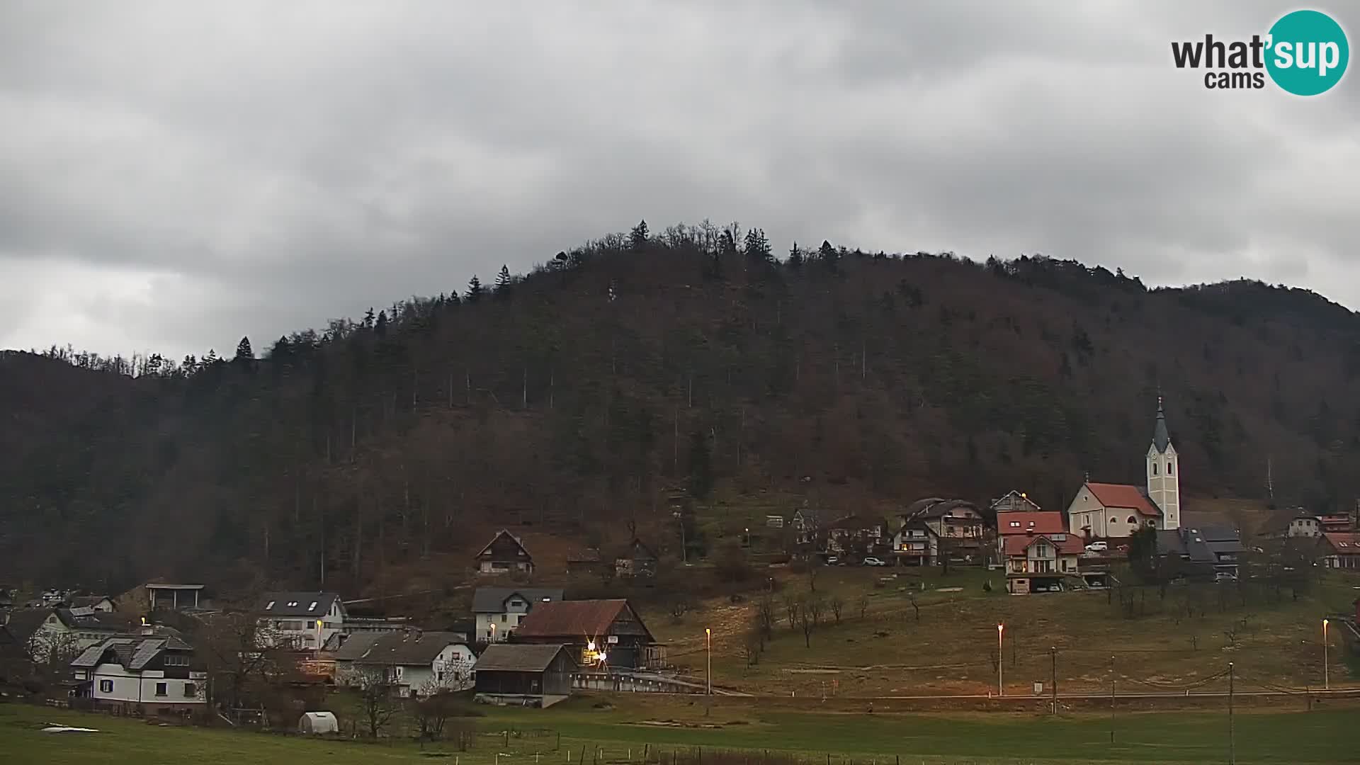 Spletna kamera Polhov Gradec