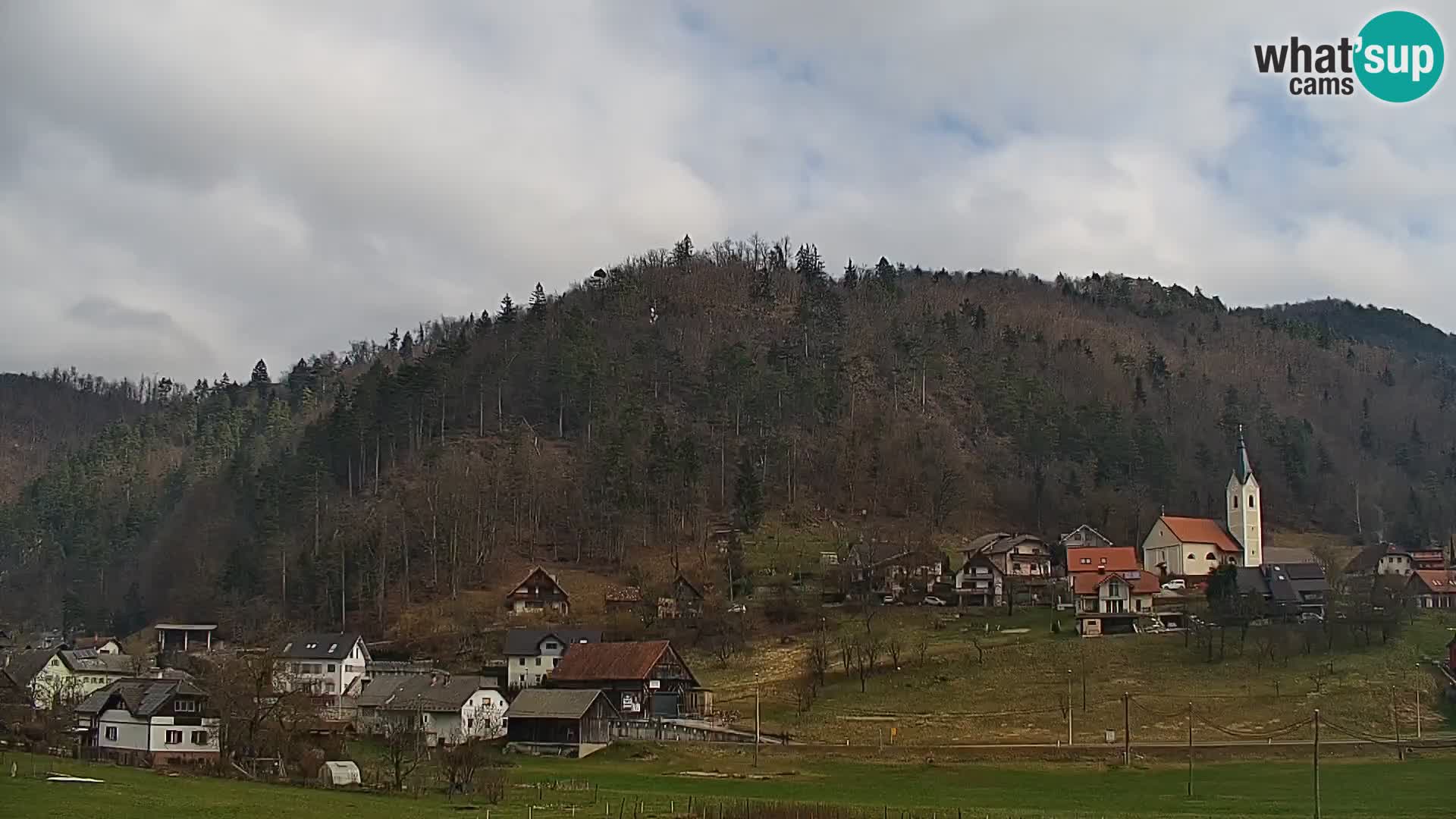 Live Webcam Polhov Gradec – Slovenia