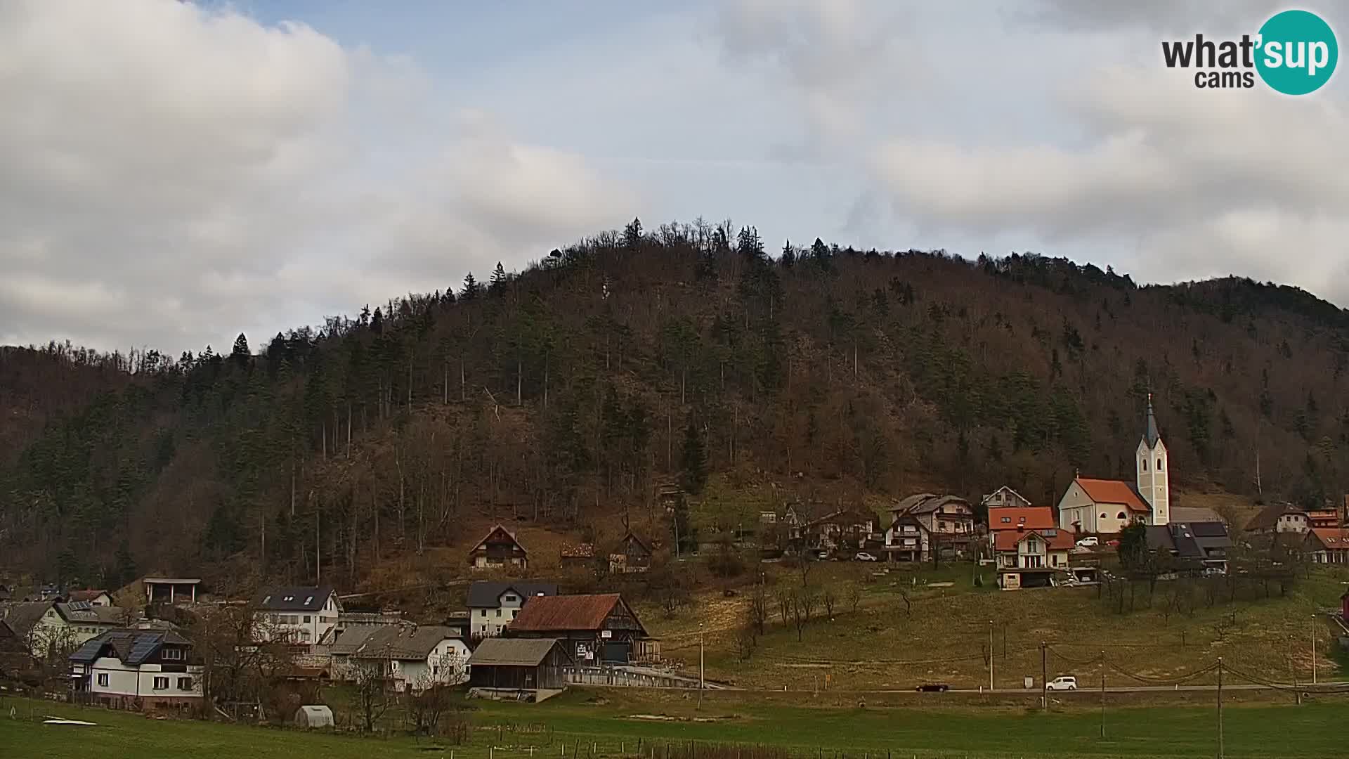 Spletna kamera Polhov Gradec