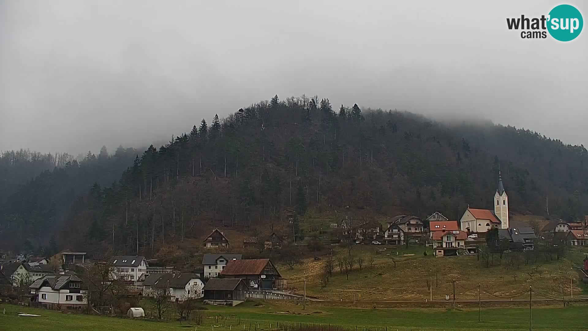 Live Webcam Polhov Gradec – Slovenia