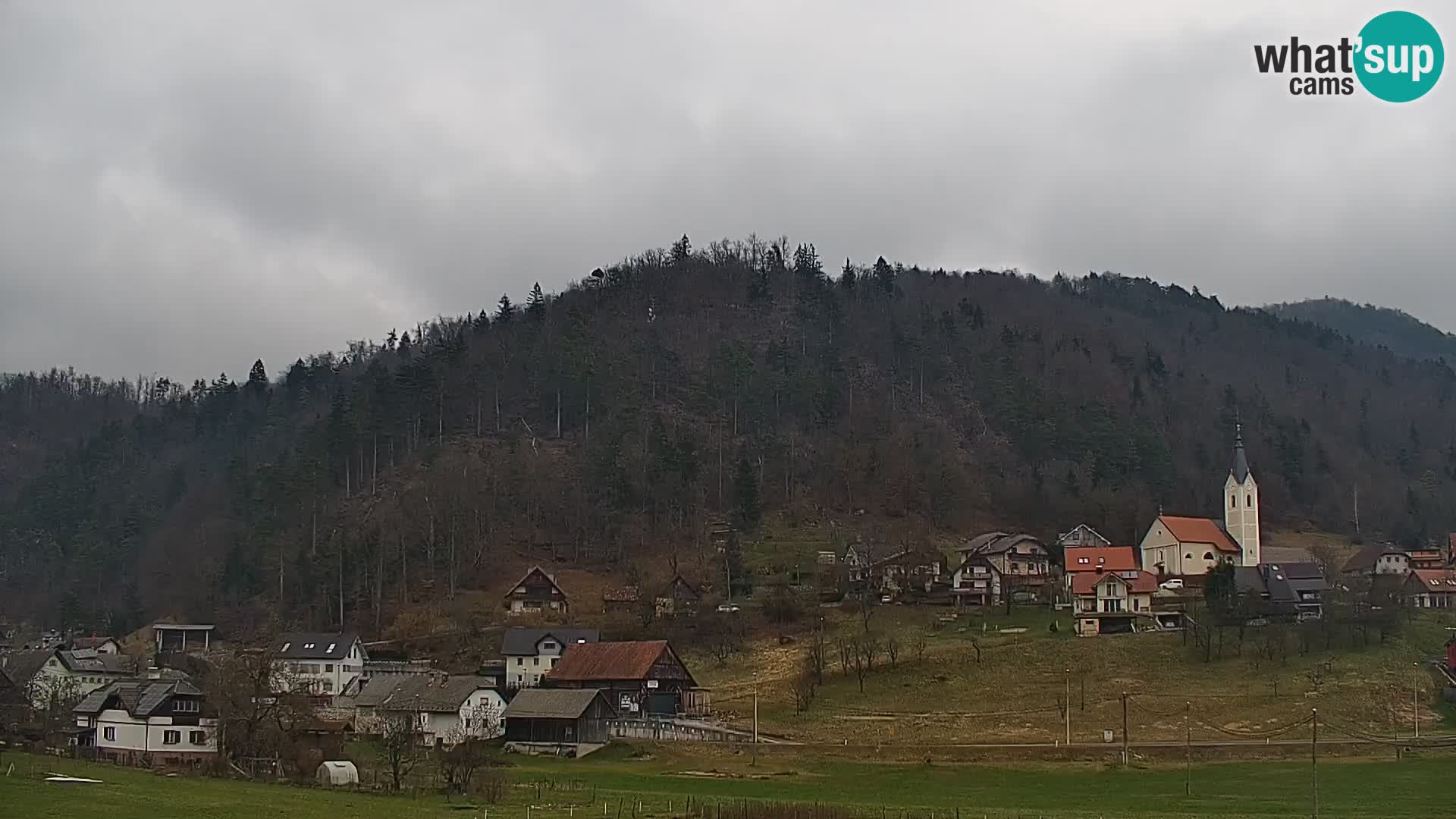 Live Webcam Polhov Gradec – Slovenia