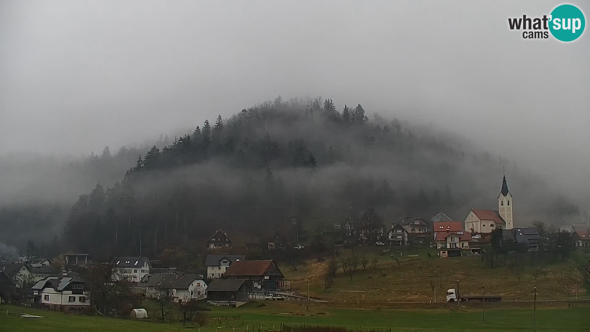 Live Webcam Polhov Gradec – Slovenia