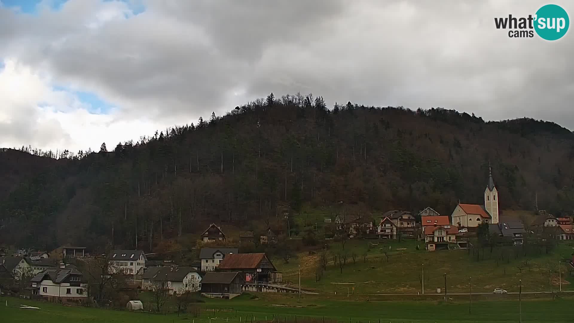 Live Webcam Polhov Gradec – Slovenia