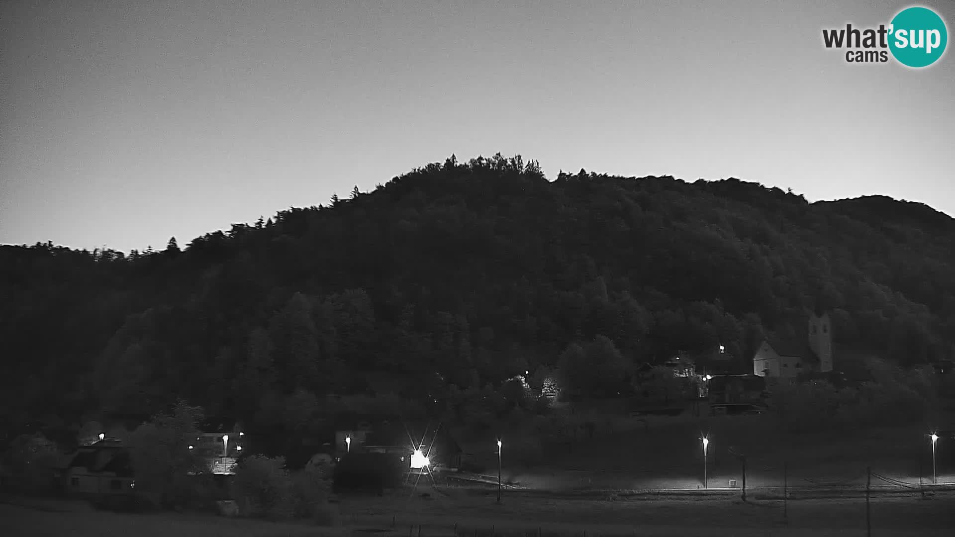Spletna kamera Polhov Gradec