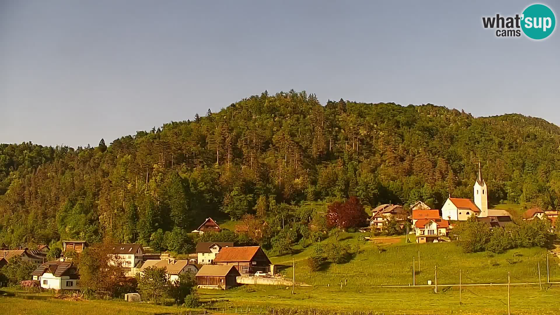 Spletna kamera Polhov Gradec