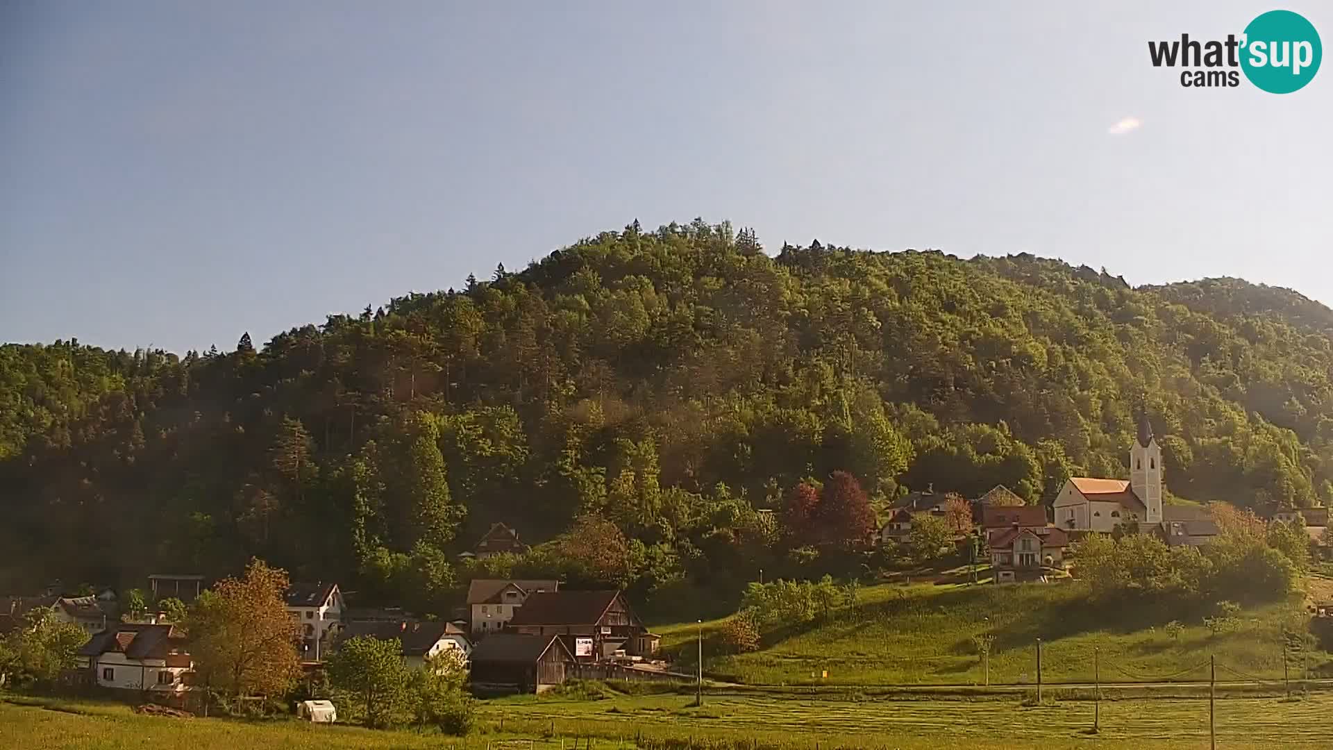 Spletna kamera Polhov Gradec
