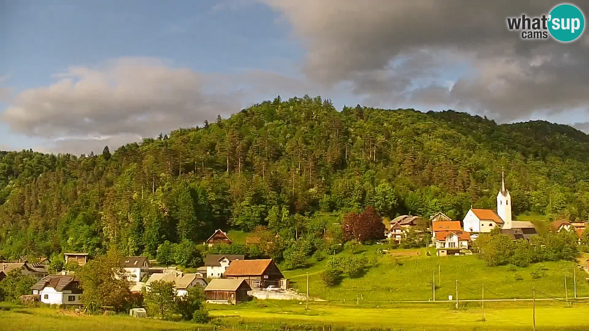 Web kamera uživo Polhov Gradec – Slovenija