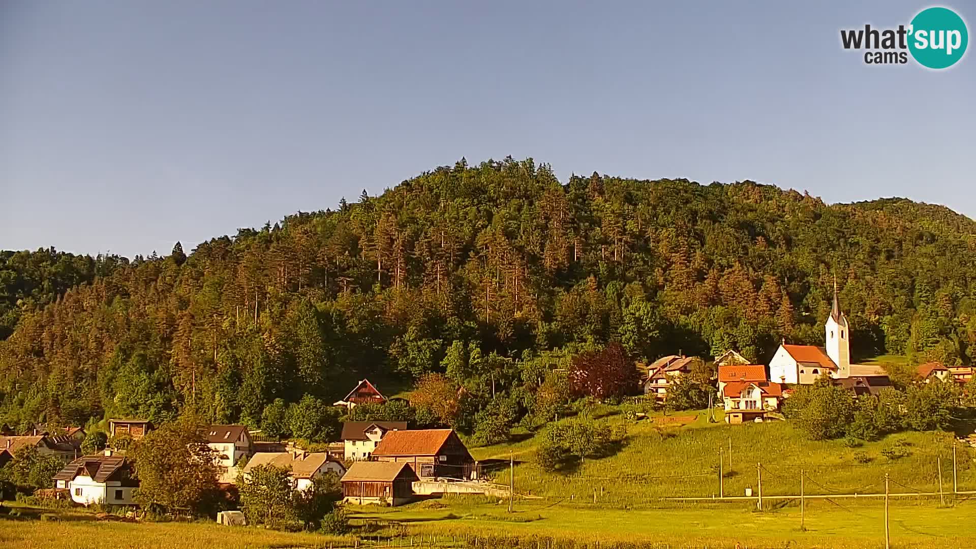 Live Webcam Polhov Gradec – Slovenia