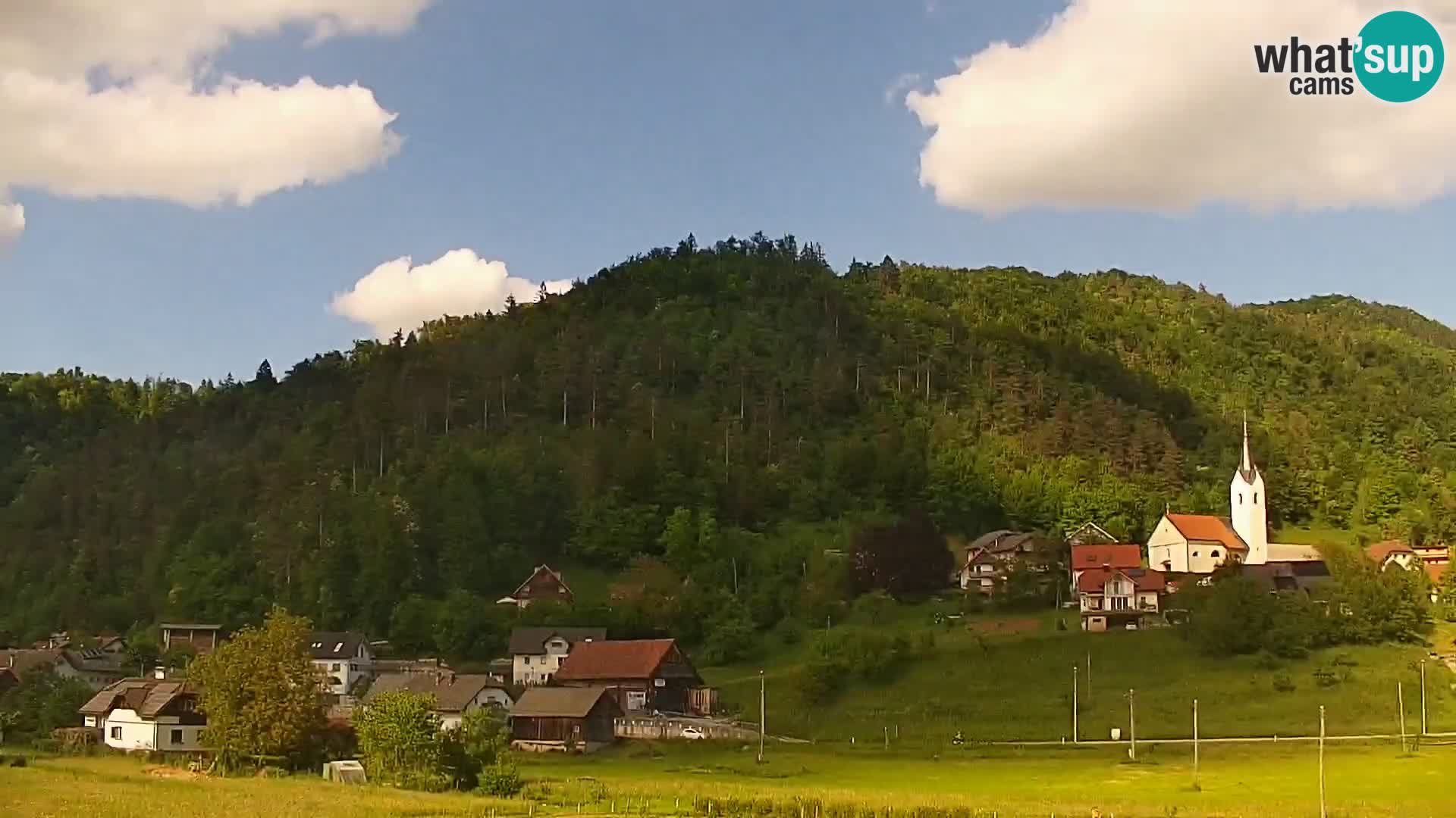 Live Webcam Polhov Gradec – Slovenia