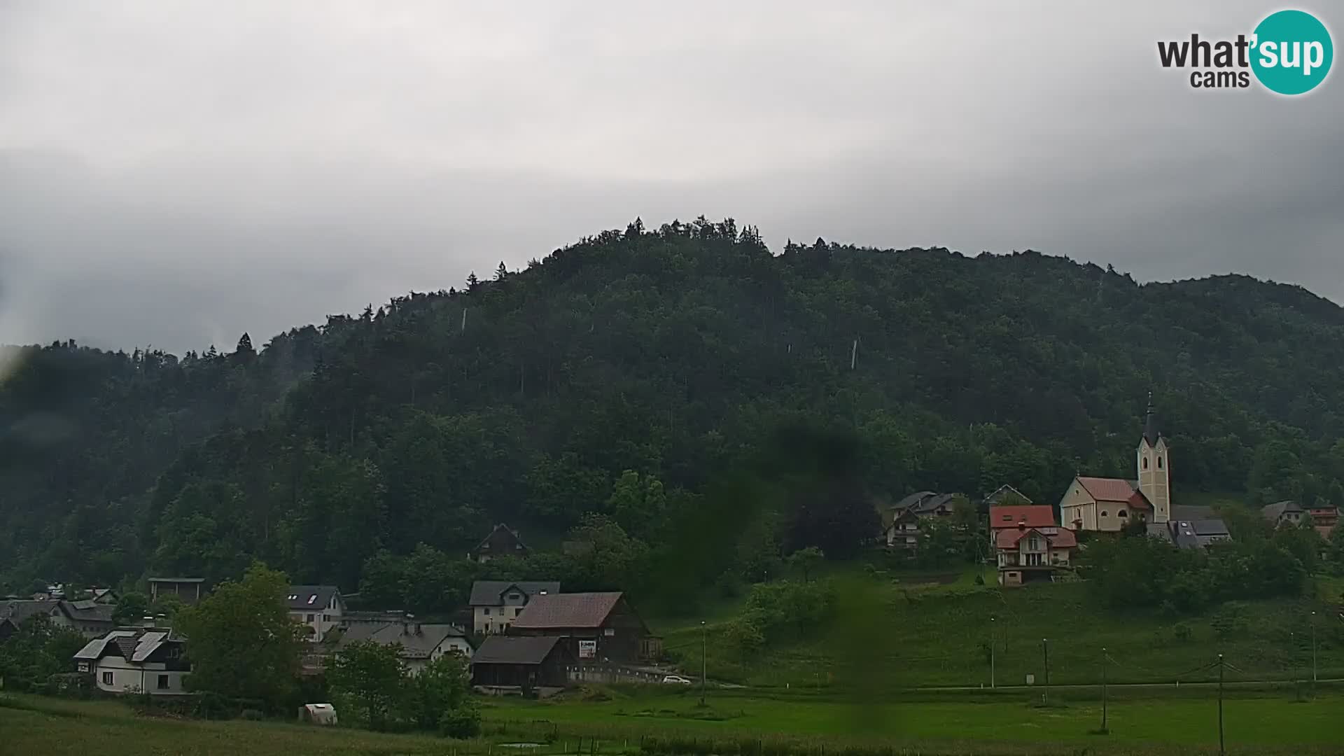 Live Webcam Polhov Gradec – Slovenia