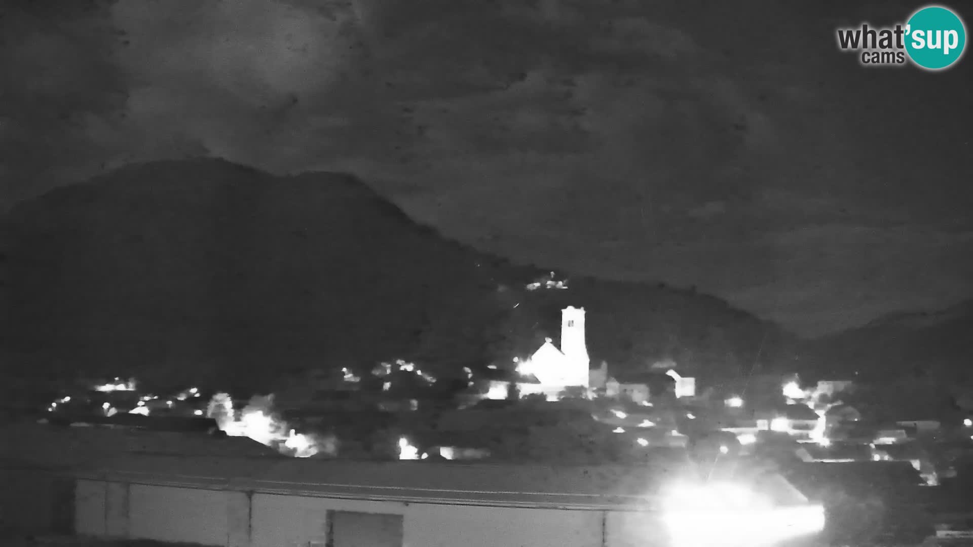 Spletna kamera Polhov Gradec