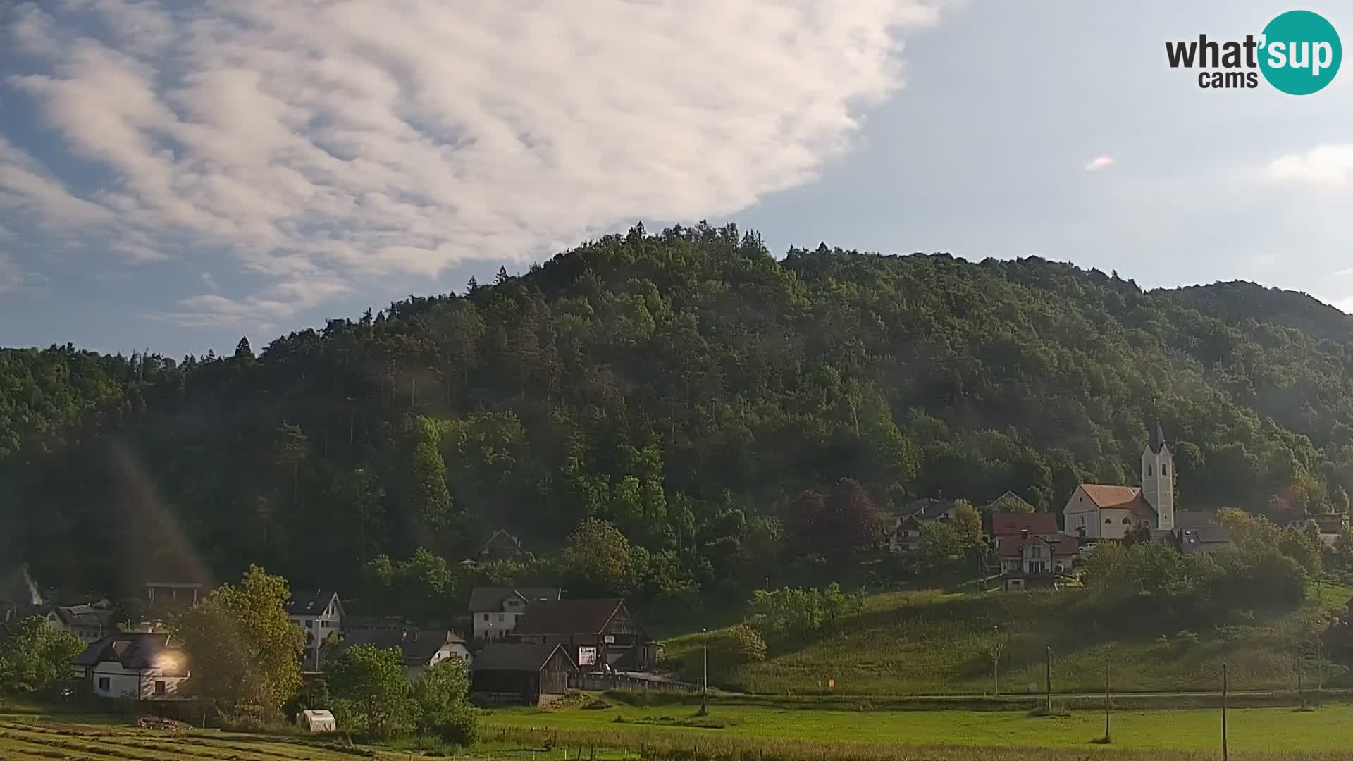 Live Webcam Polhov Gradec – Slovenia