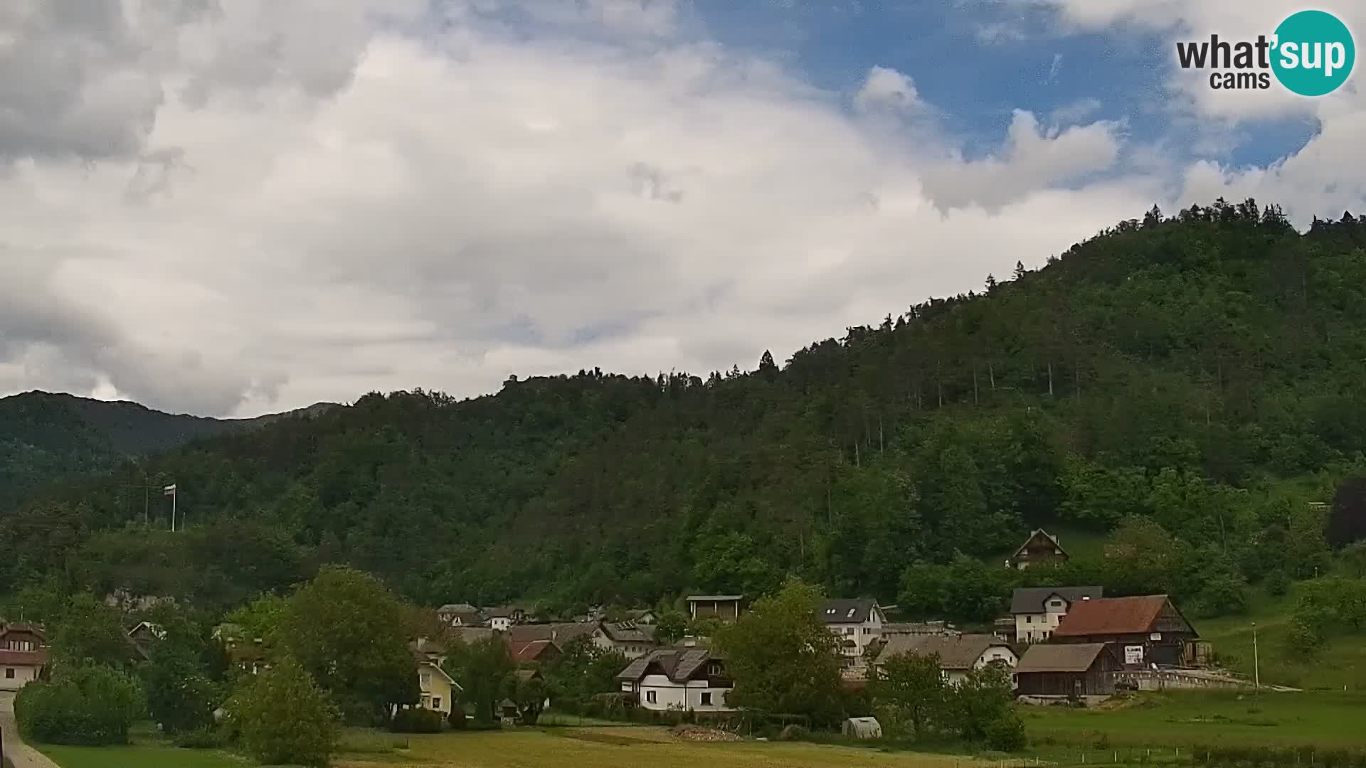 Web kamera uživo Polhov Gradec – Slovenija