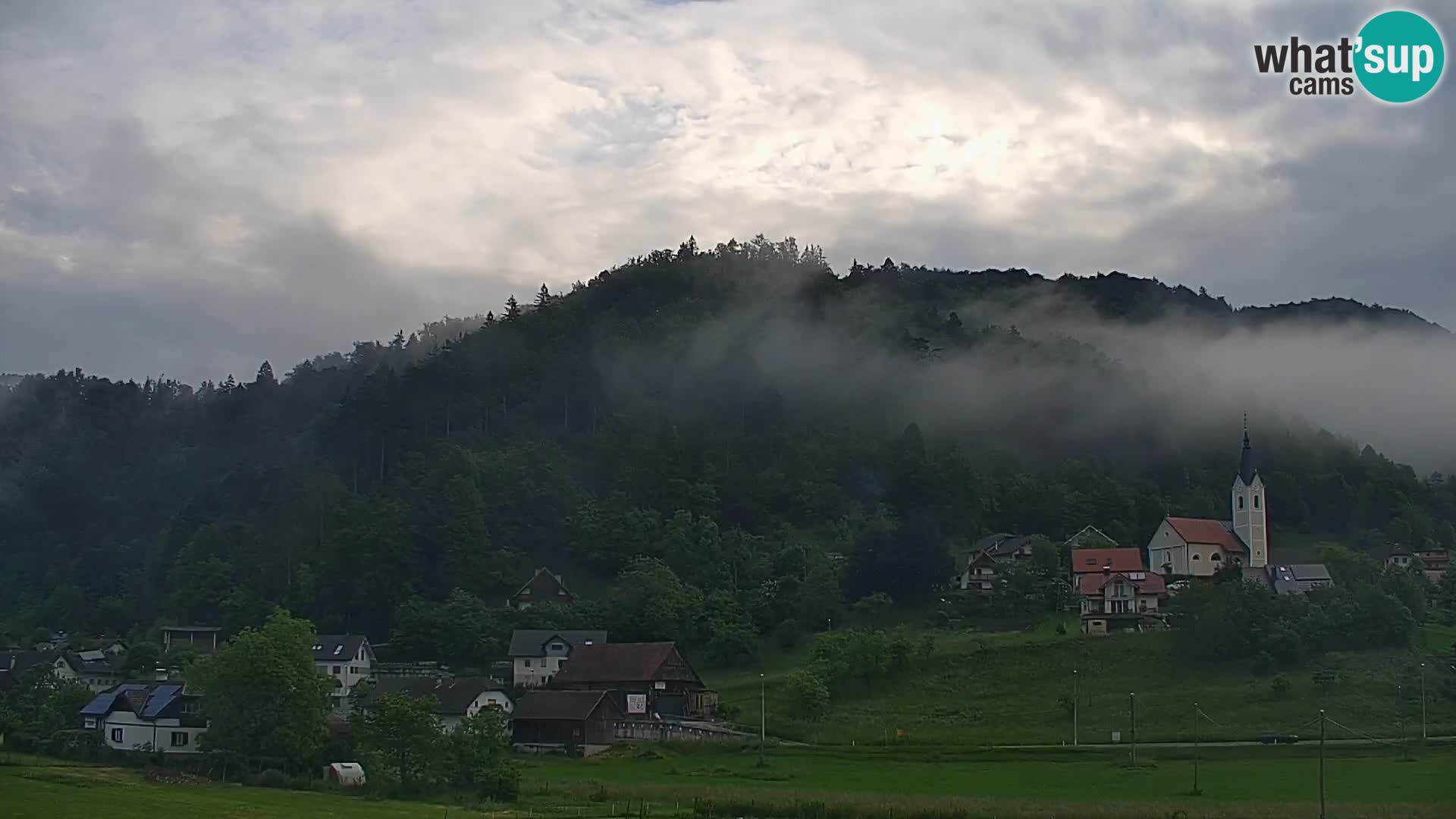 Live Webcam Polhov Gradec – Slovenia