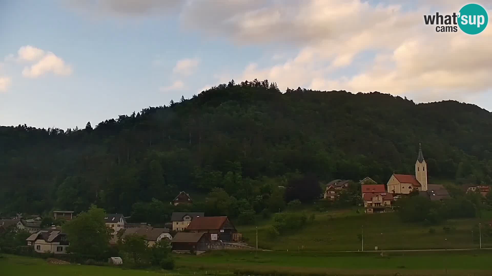 Live Webcam Polhov Gradec – Slovenia