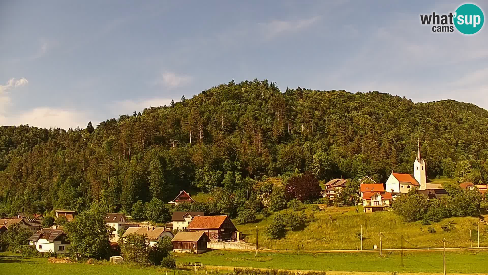 Live Webcam Polhov Gradec – Slovenia