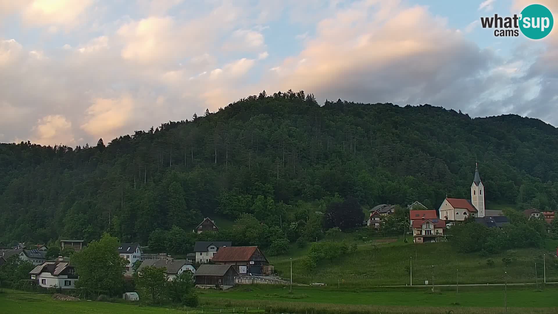 Live Webcam Polhov Gradec – Slovenia