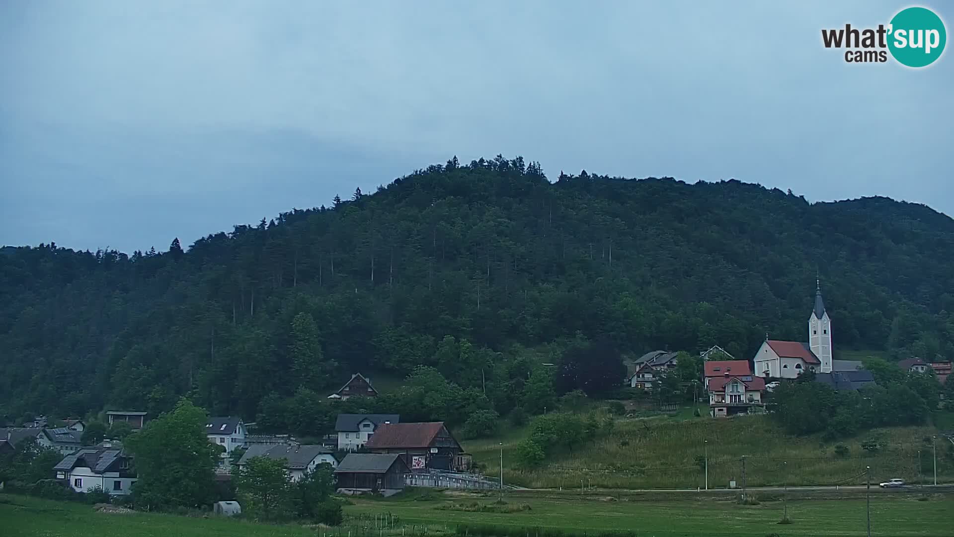 Live Webcam Polhov Gradec – Slovenia