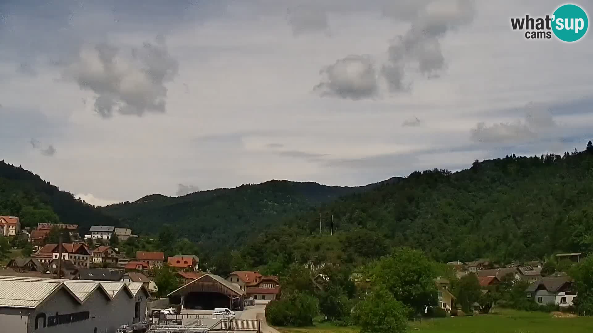 Spletna kamera Polhov Gradec