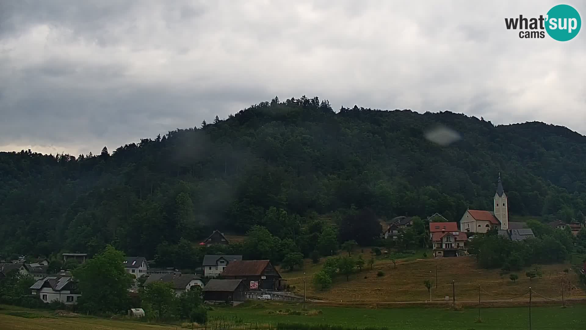 Live Webcam Polhov Gradec – Slovenia
