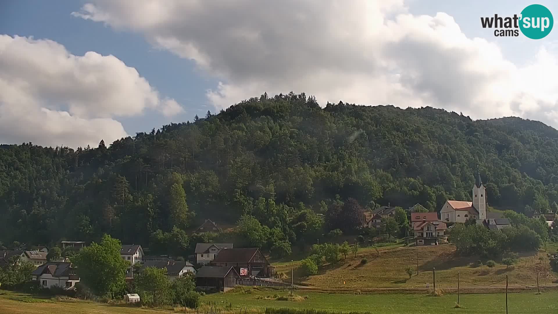 Web kamera uživo Polhov Gradec – Slovenija