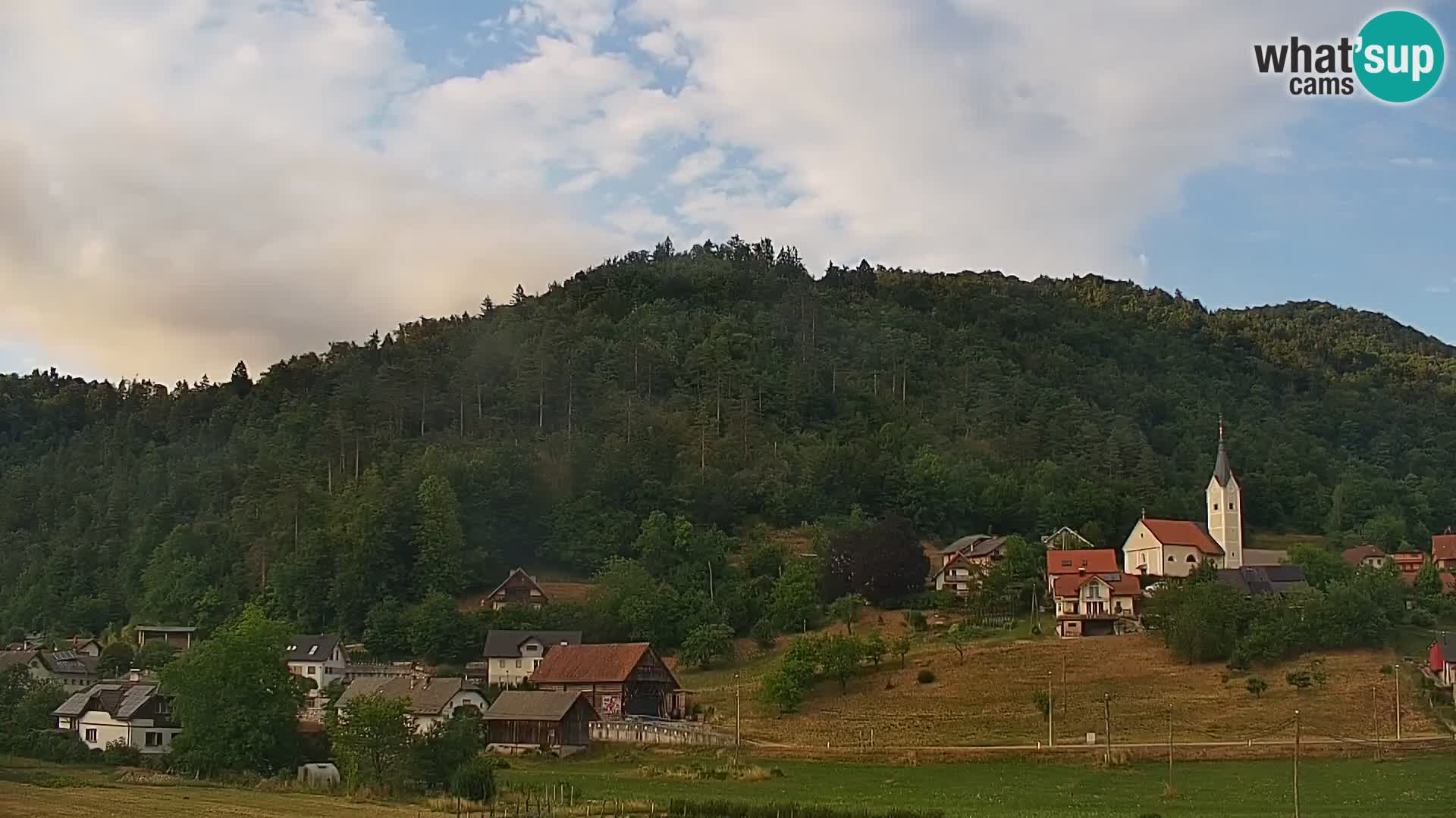 Live Webcam Polhov Gradec – Slovenia