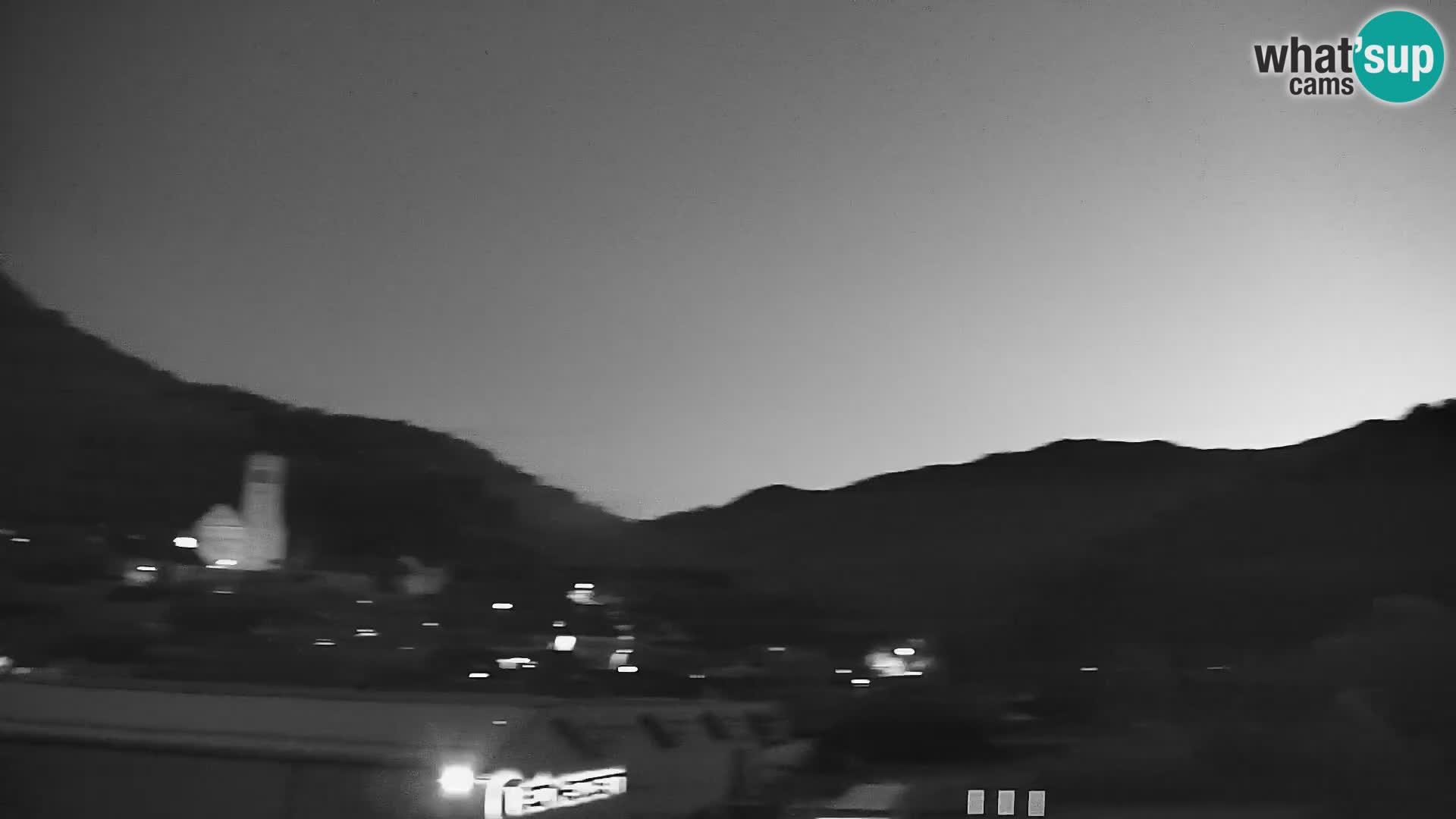 Live Webcam Polhov Gradec – Slovenia