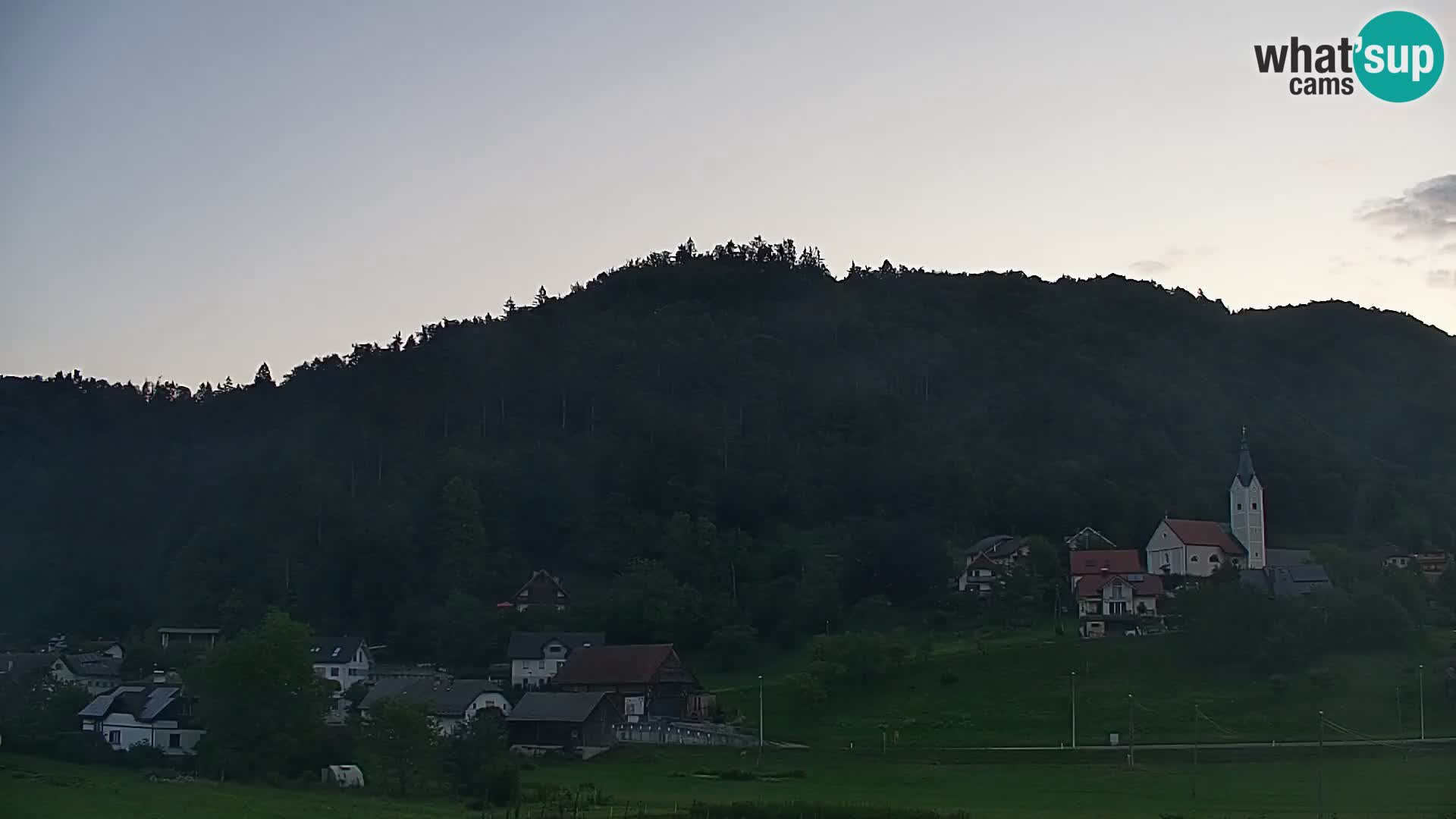 Spletna kamera Polhov Gradec