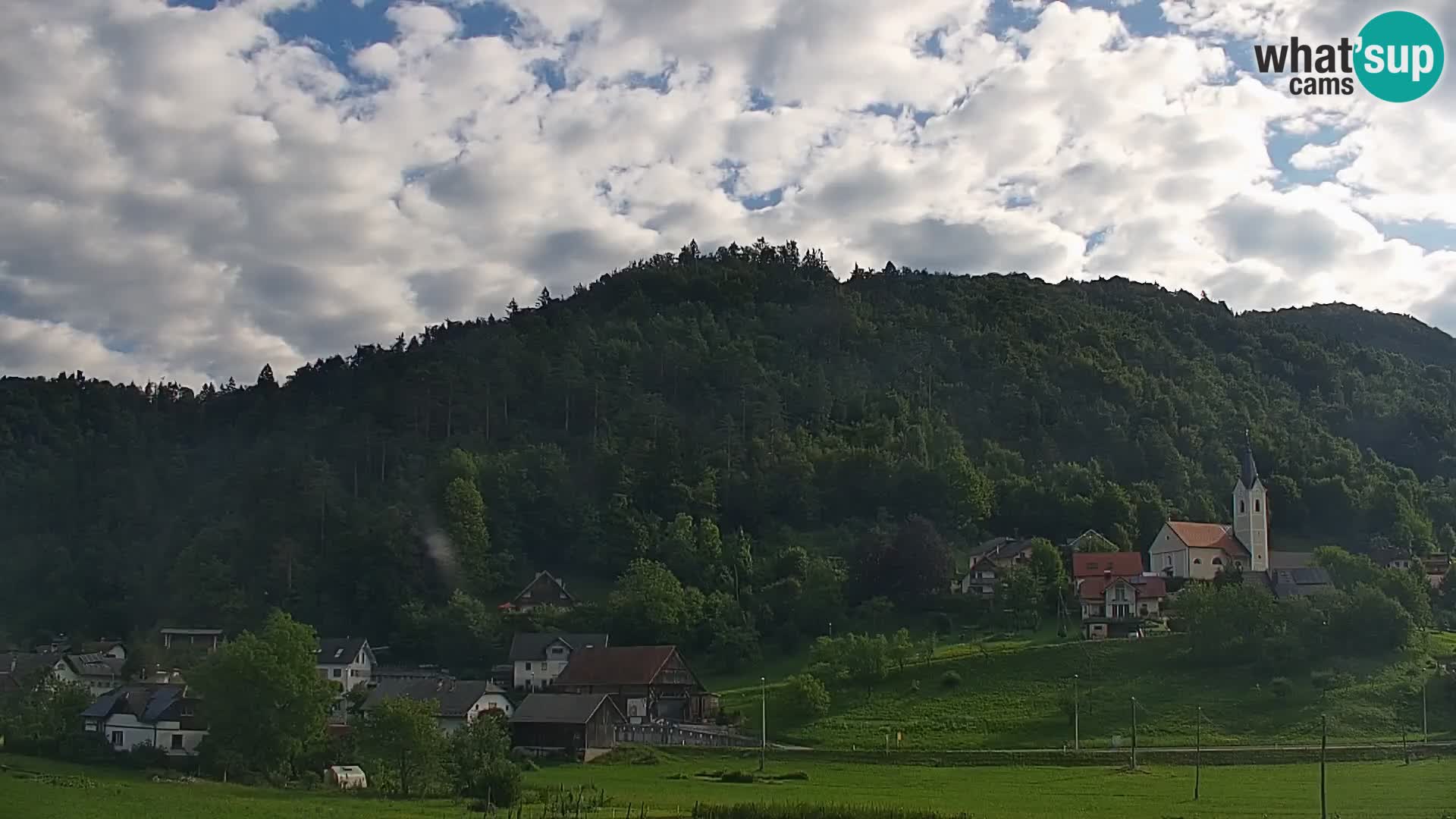 Spletna kamera Polhov Gradec