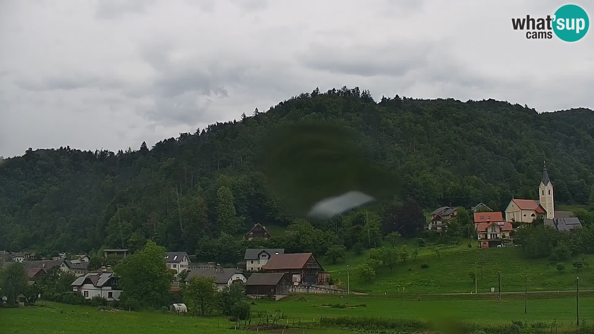 Live Webcam Polhov Gradec – Slovenia
