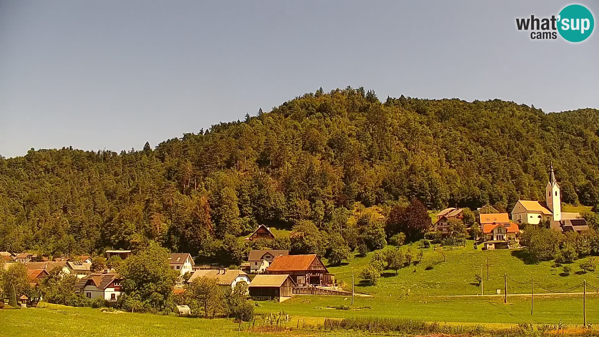 Live Webcam Polhov Gradec – Slovenia