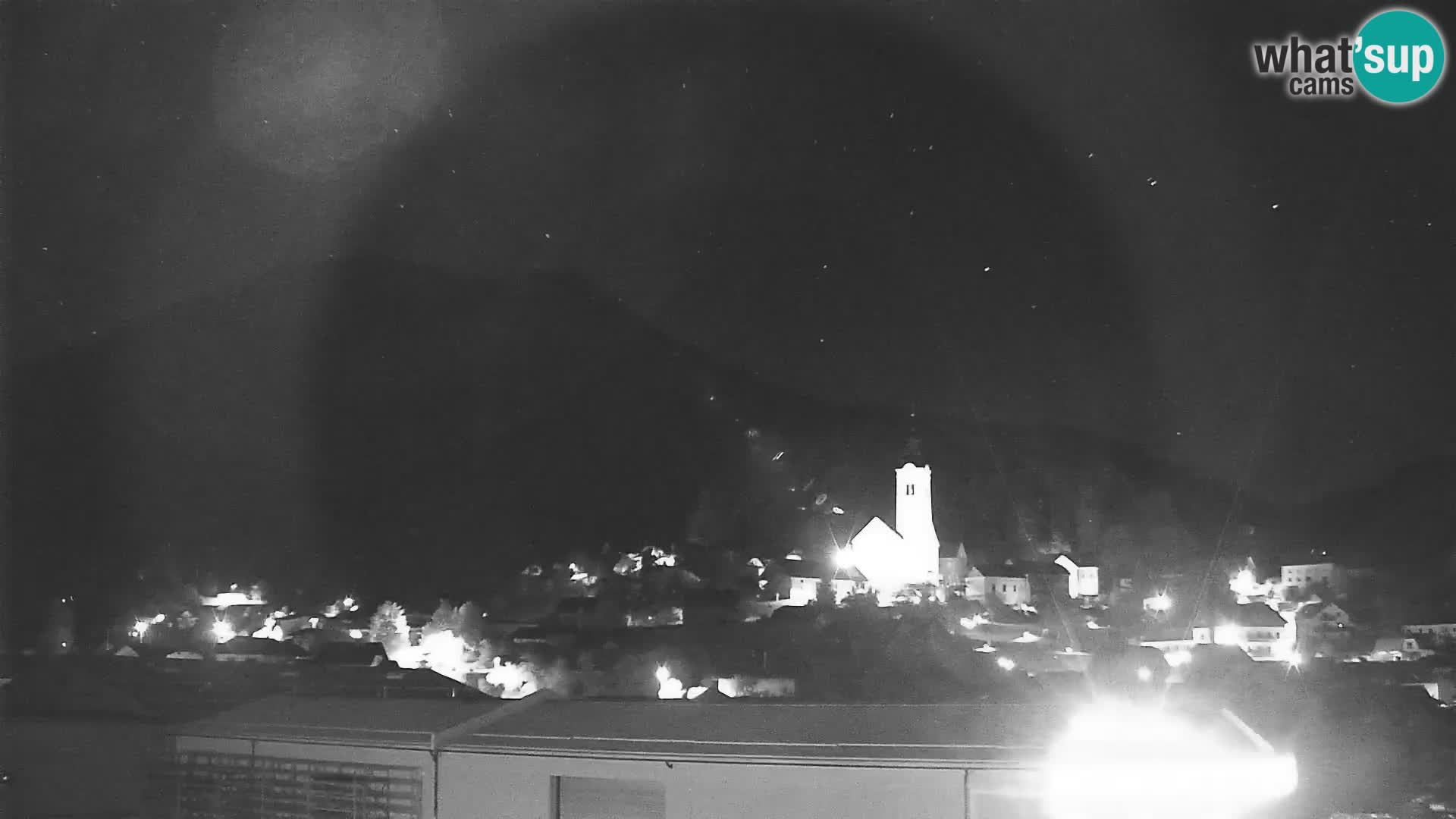 Spletna kamera Polhov Gradec