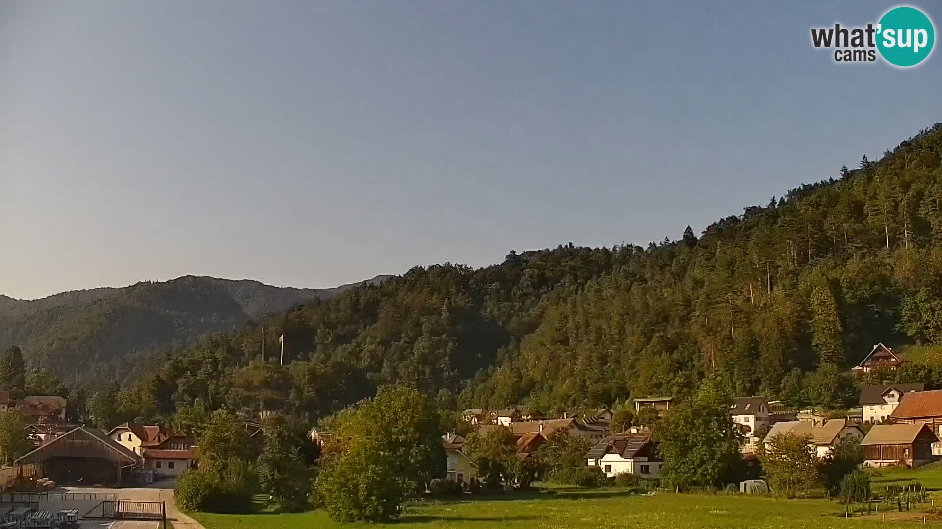 Web kamera uživo Polhov Gradec – Slovenija