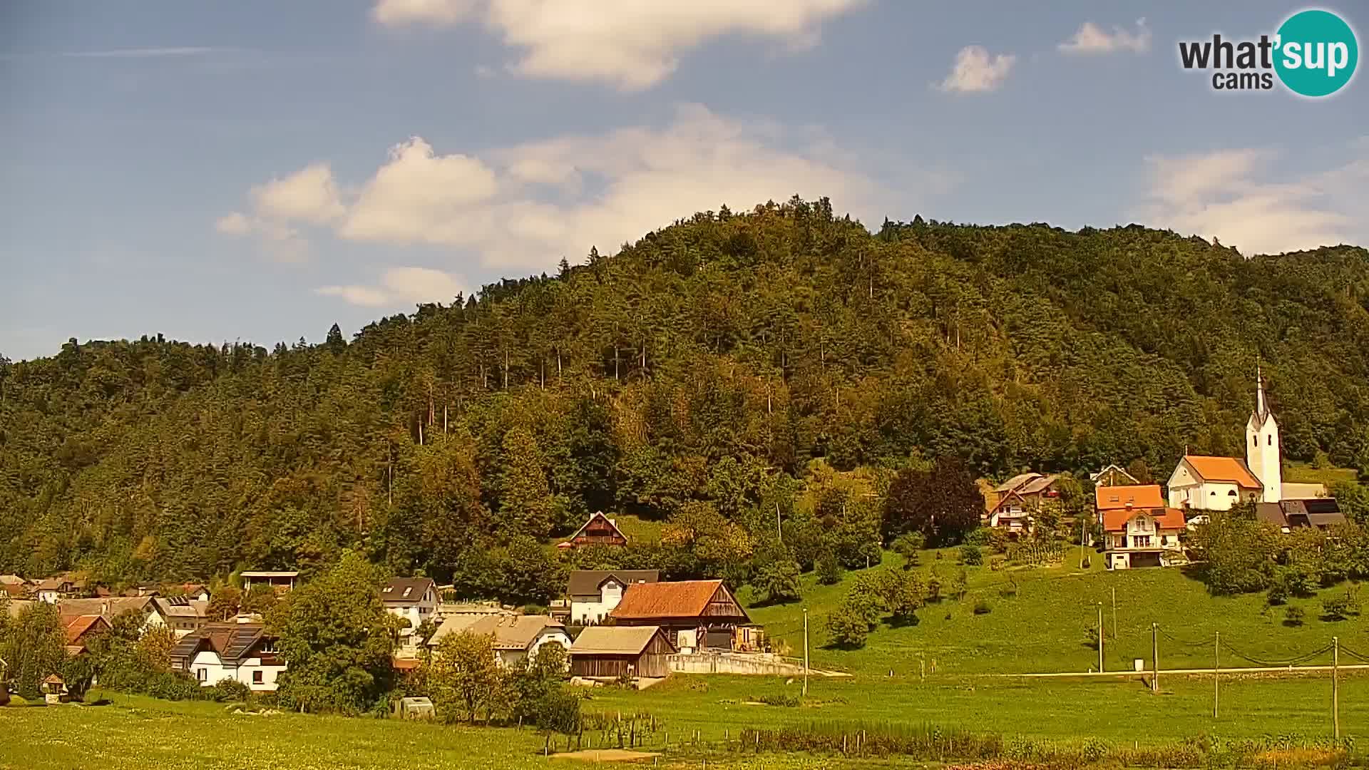 Live Webcam Polhov Gradec – Slovenia