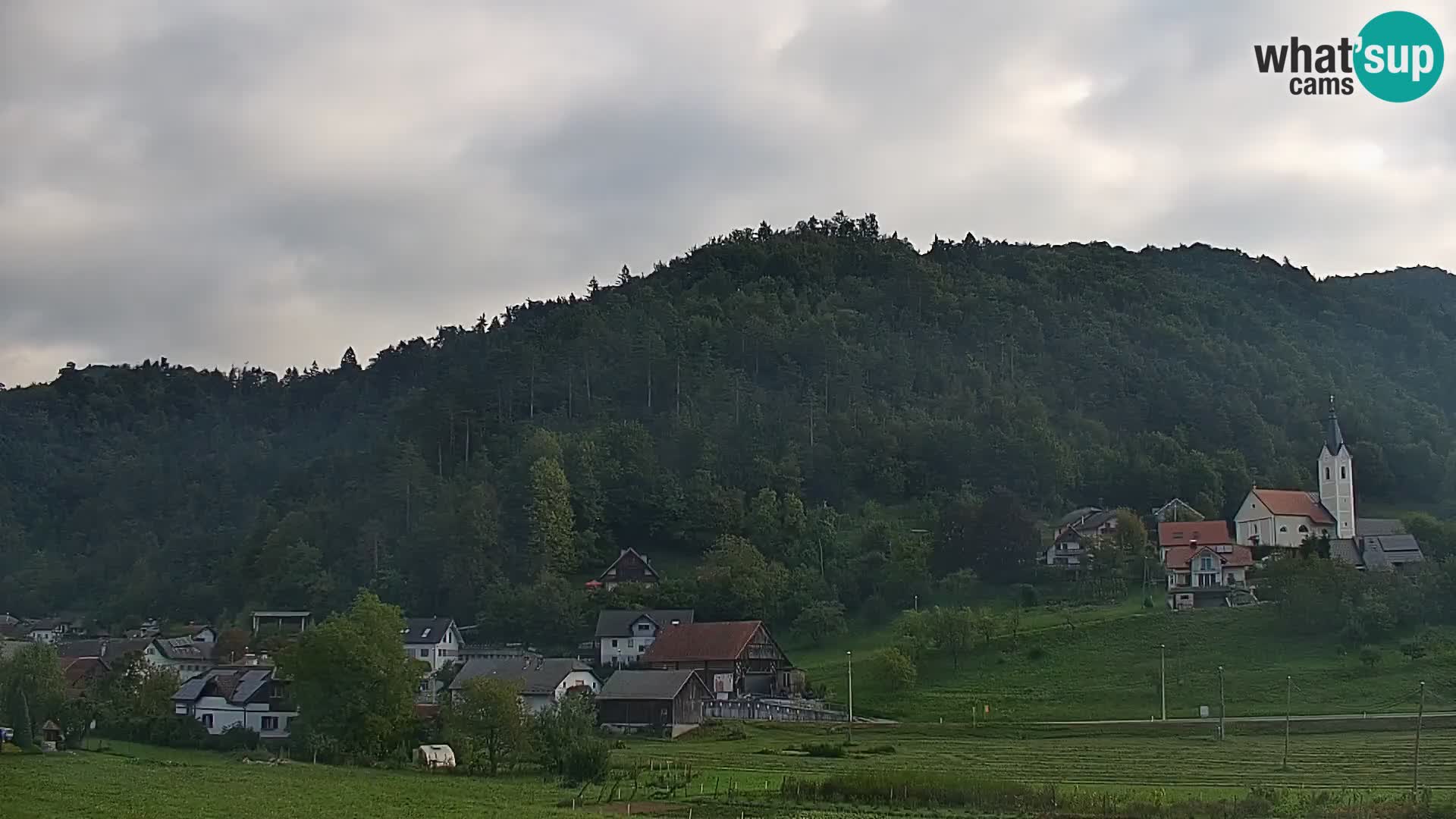 Web kamera uživo Polhov Gradec – Slovenija