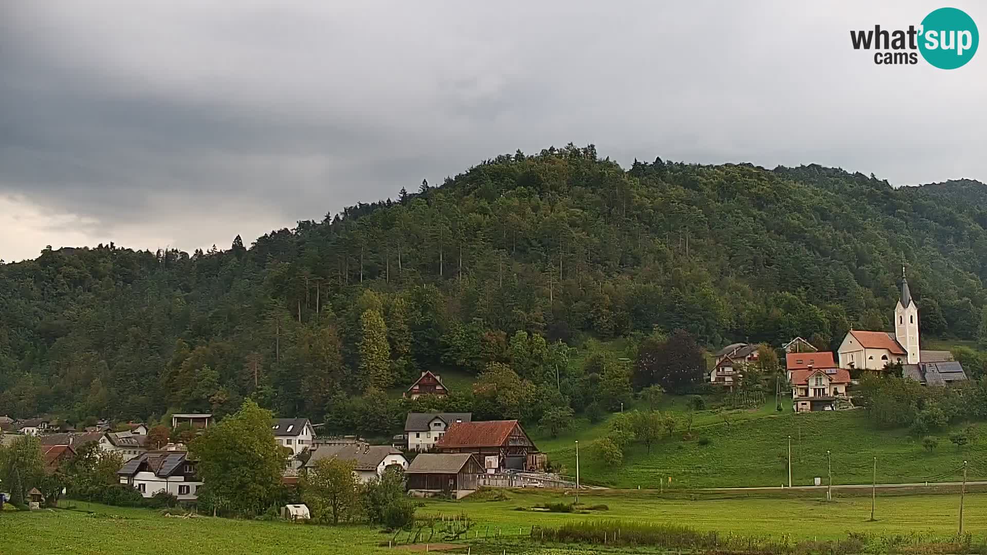 Live Webcam Polhov Gradec – Slovenia