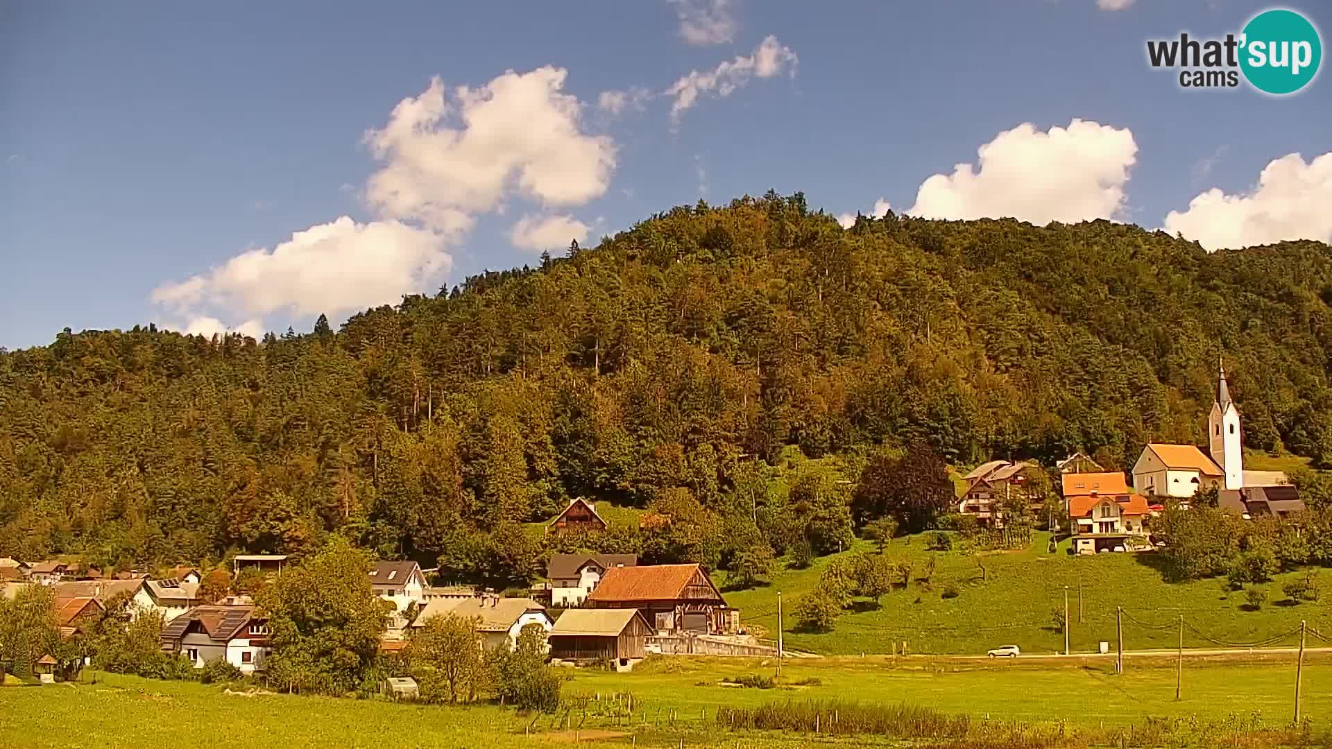 Live Webcam Polhov Gradec – Slovenia