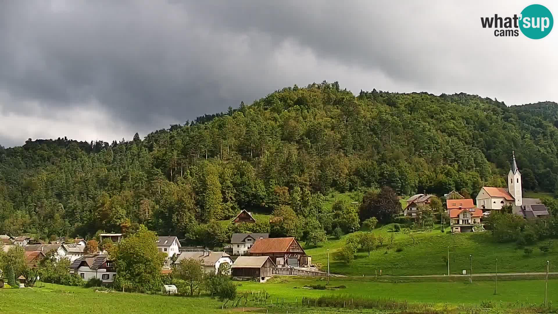 Live Webcam Polhov Gradec – Slovenia