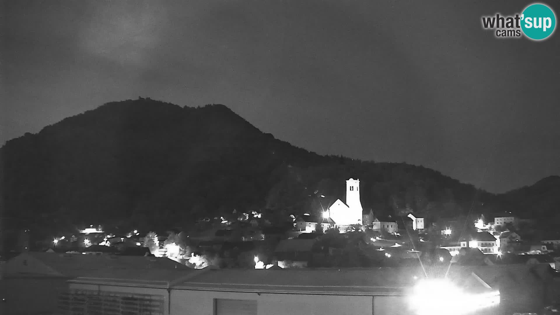 Spletna kamera Polhov Gradec