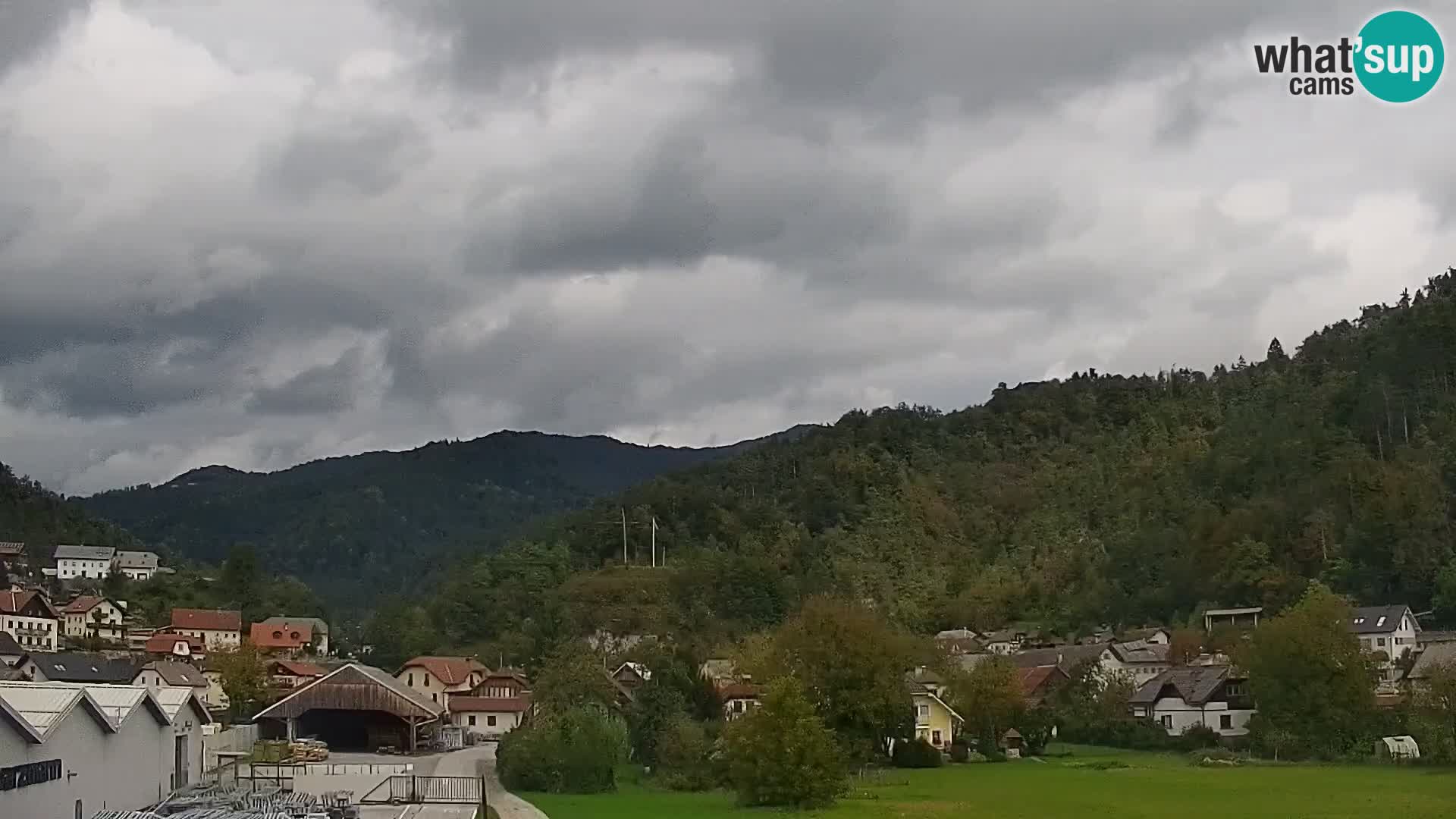 Spletna kamera Polhov Gradec