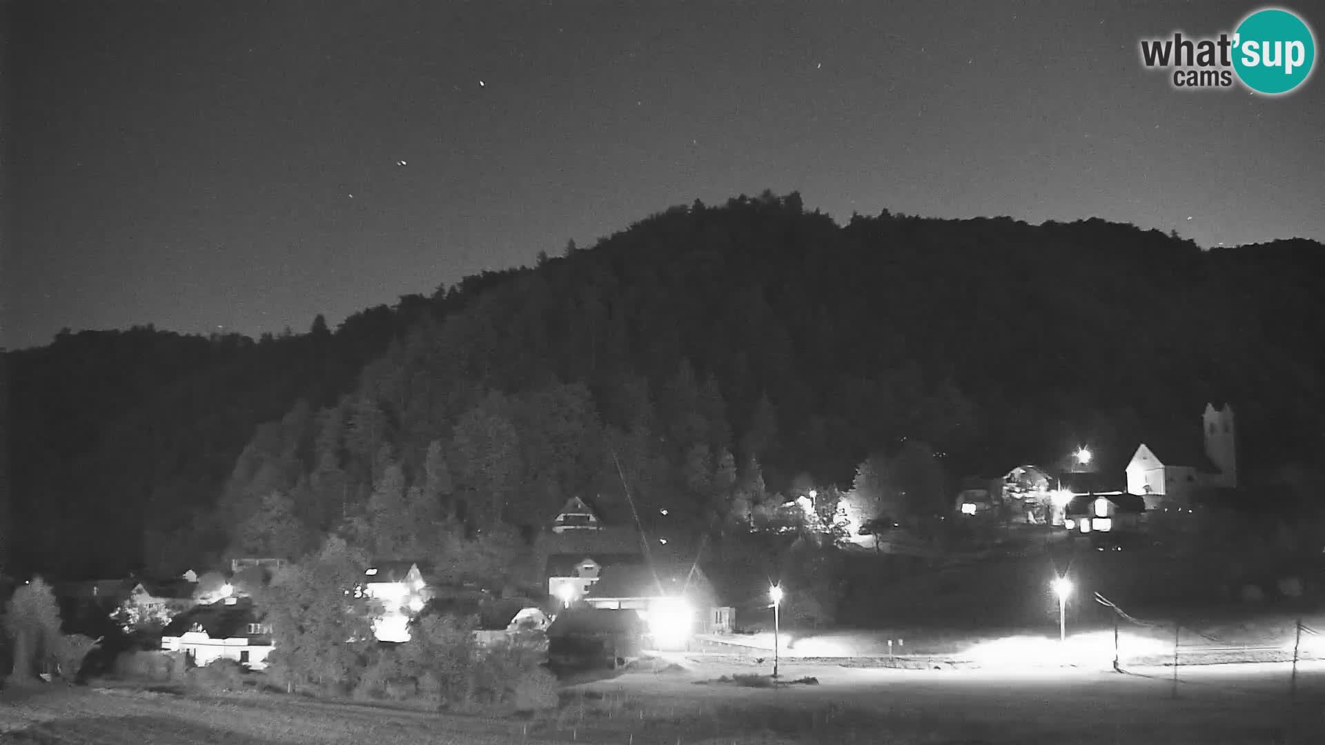 Spletna kamera Polhov Gradec