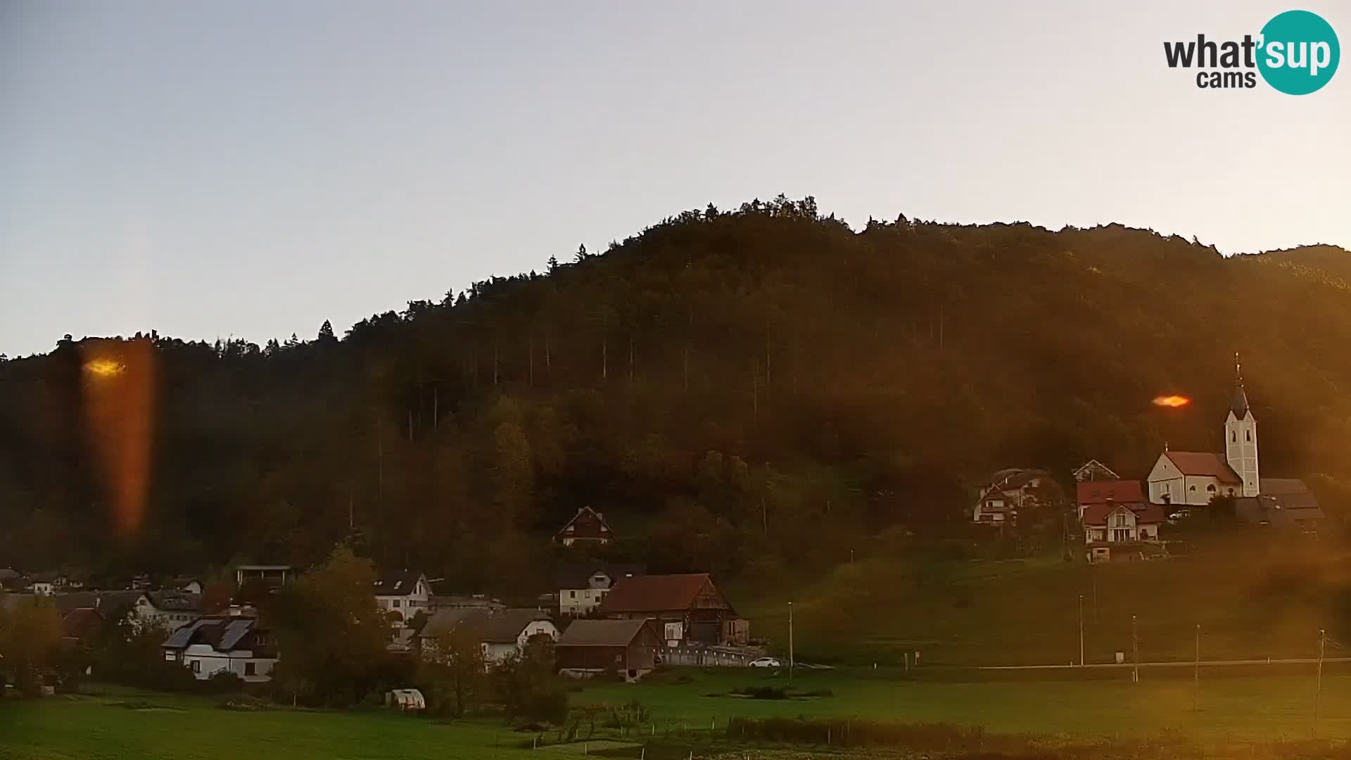 Live Webcam Polhov Gradec – Slovenia