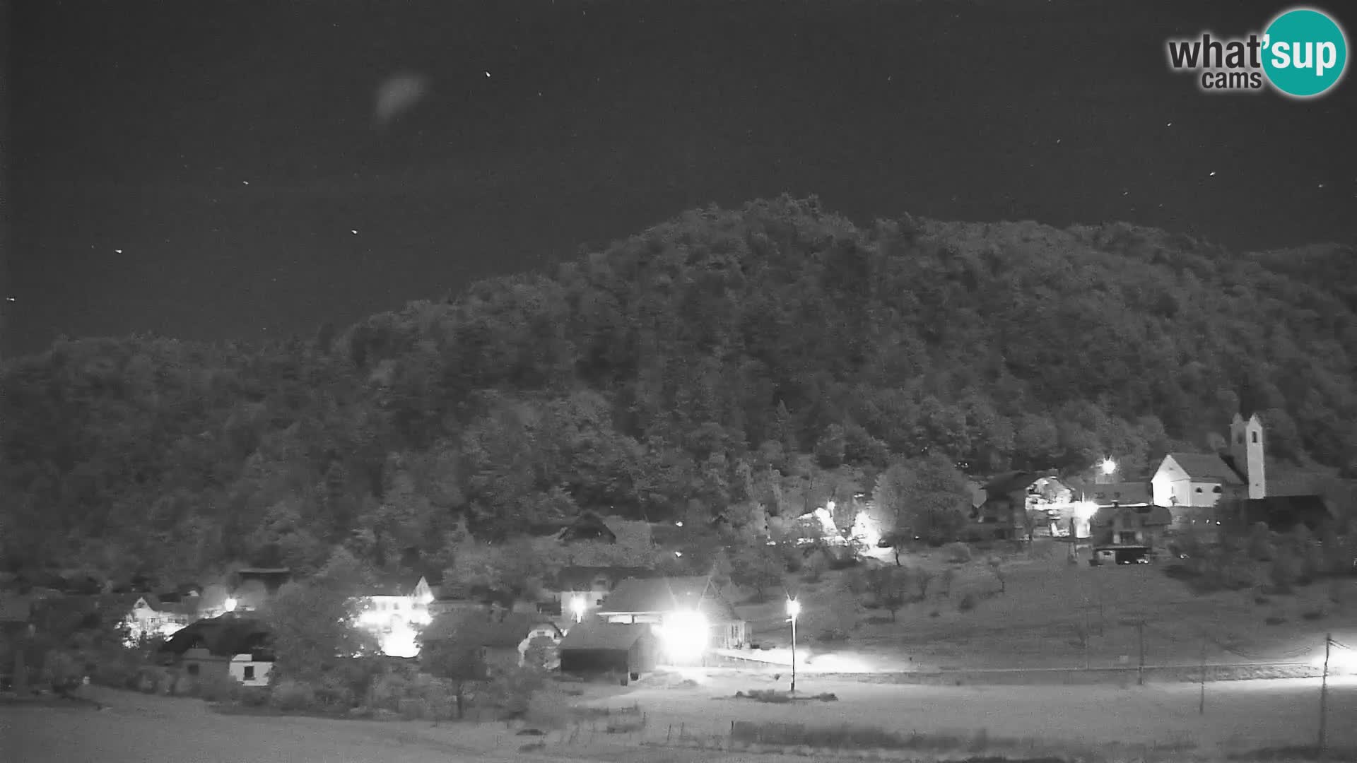 Spletna kamera Polhov Gradec